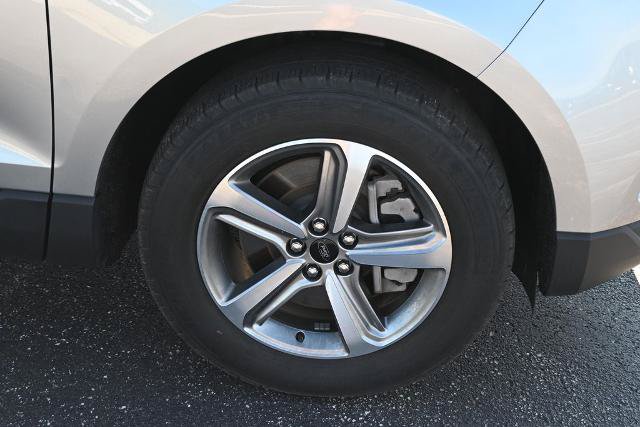 Certified 2023 Ford Edge SEL w/ Convenience Package AWD/4WD image 17