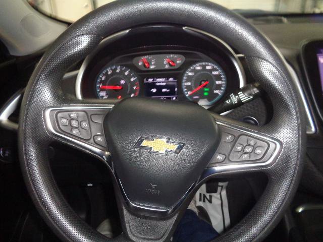 Used 2024 Chevrolet Malibu LT image 11