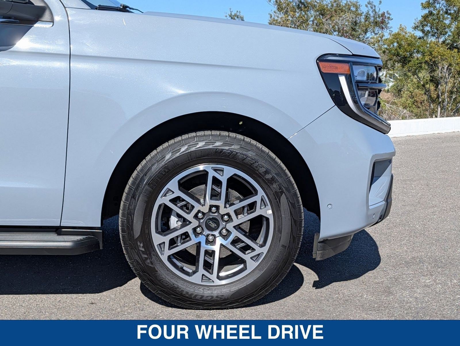 Certified 2025 Ford Expedition Max Active image 13