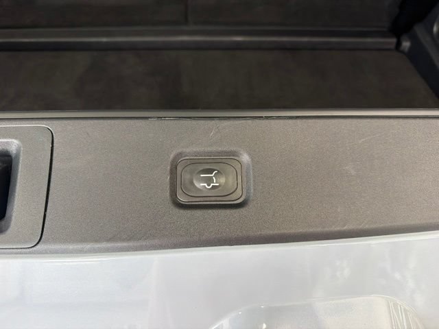 Certified 2025 Ford Expedition Active AWD/4WD image 10