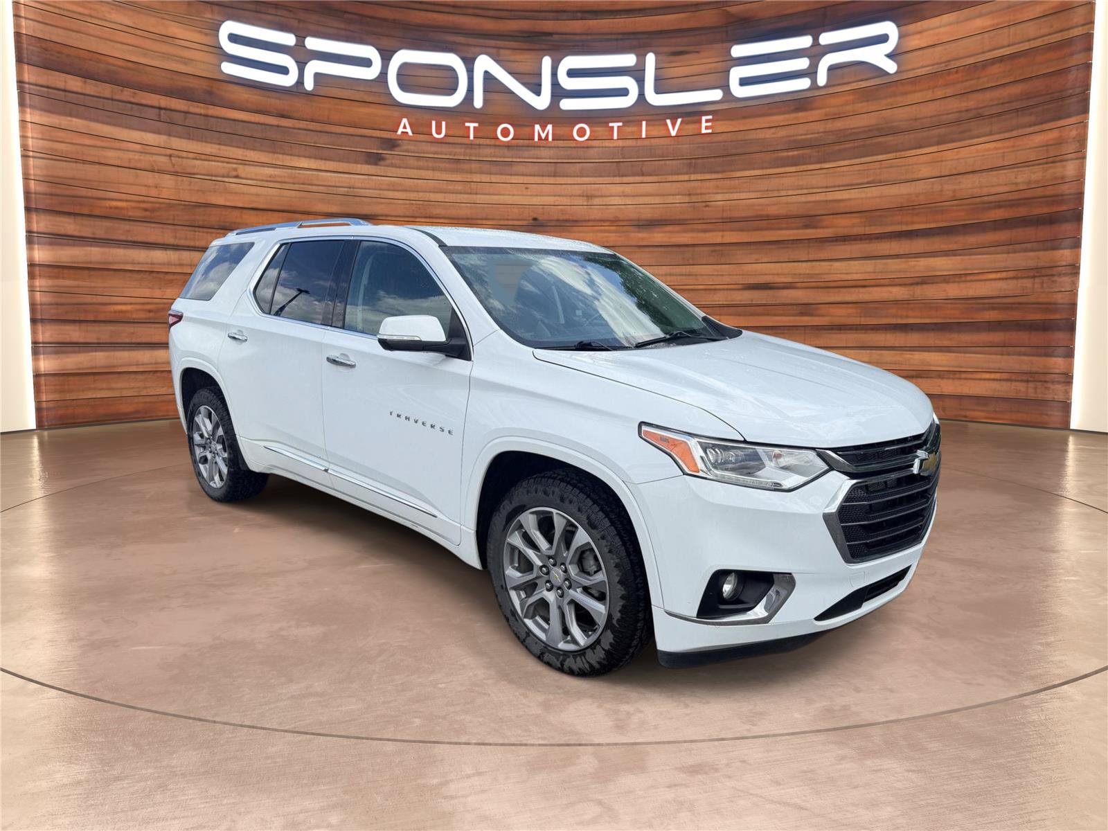 Used 2021 Chevrolet Traverse Premier AWD/4WD image 9