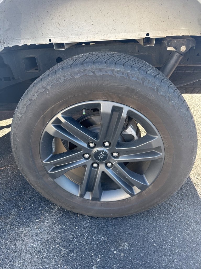 Certified 2021 Ford F150 XLT w/ Equipment Group 302A High image 5