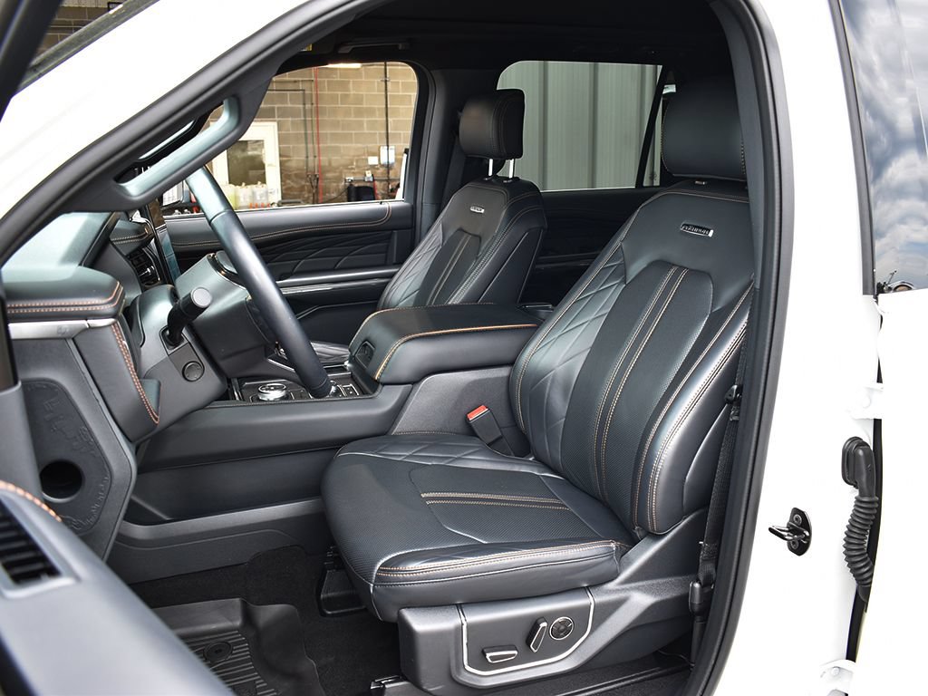 Certified 2024 Ford Expedition Max Platinum AWD/4WD image 5