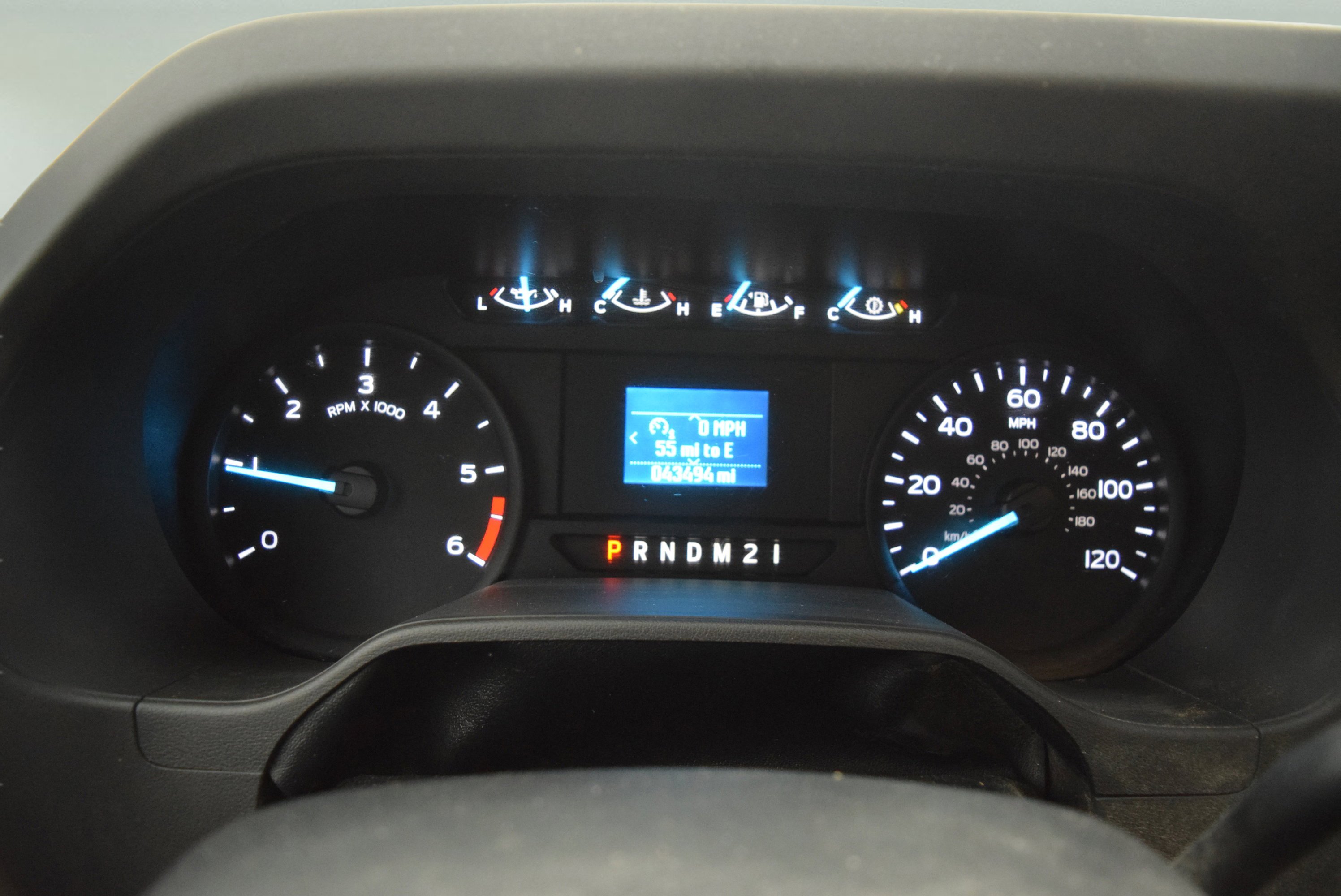 Certified 2023 Ford E-450 and Econoline 450 Super Duty w/ Power Windows & Locks Group image 9