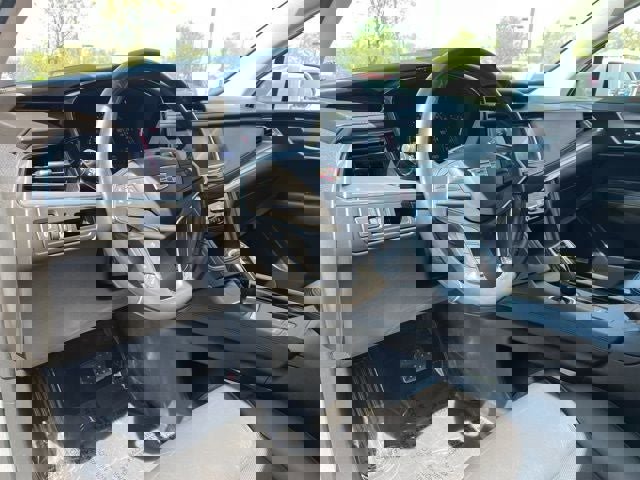 Used 2019 Cadillac XT5 Premium Luxury AWD/4WD image 26