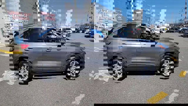 Certified 2022 Ford Escape SE w/ Cold Weather Package image 6