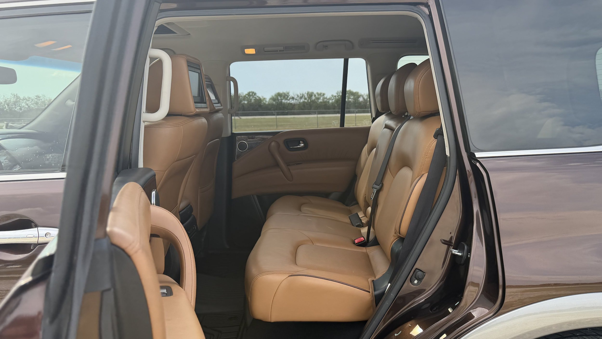 Used 2017 Nissan Armada Platinum AWD/4WD image 21