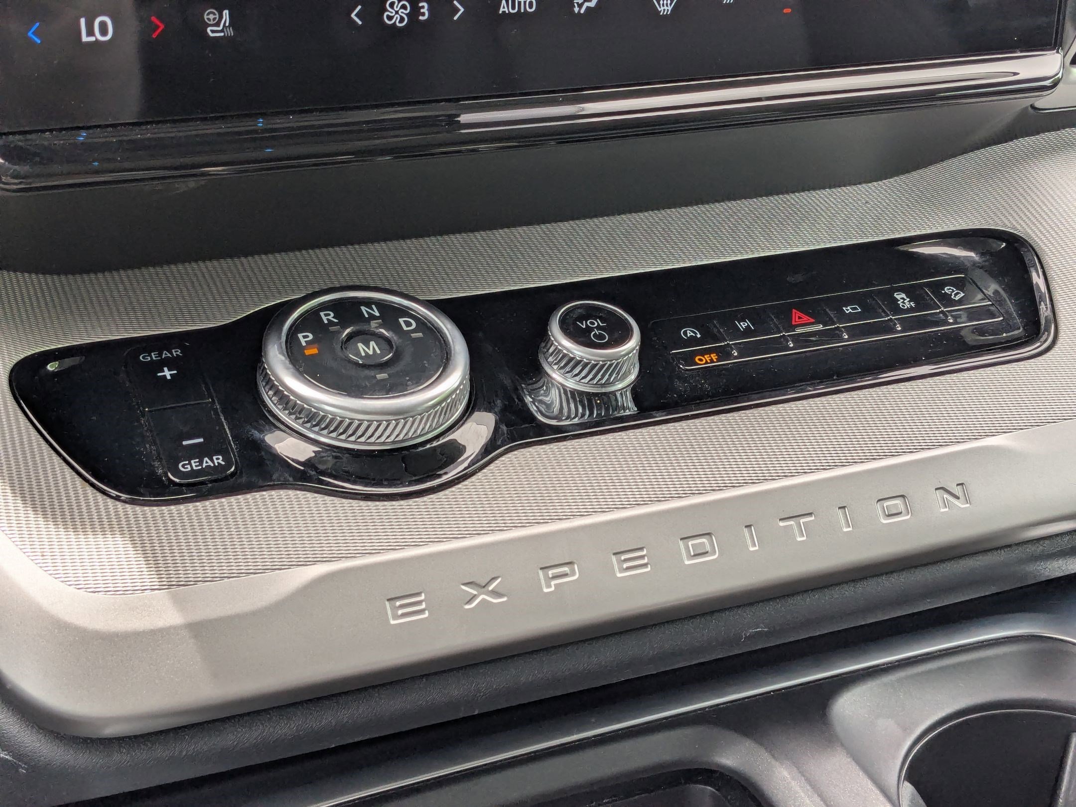 Certified 2025 Ford Expedition Max Active AWD/4WD image 28