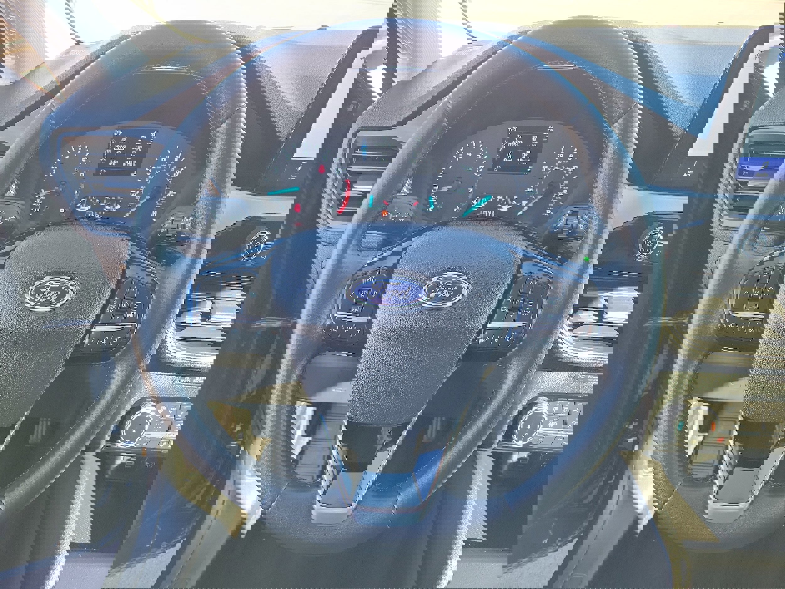 Certified 2022 Ford Escape SE w/ SE Sport Appearance Package image 24