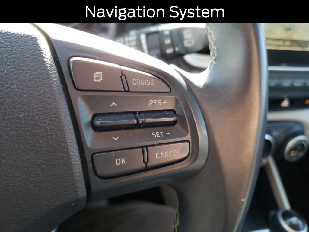 Used 2020 Hyundai Venue image 18