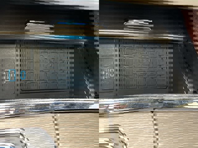 Certified 2022 Ford Expedition Limited image 31