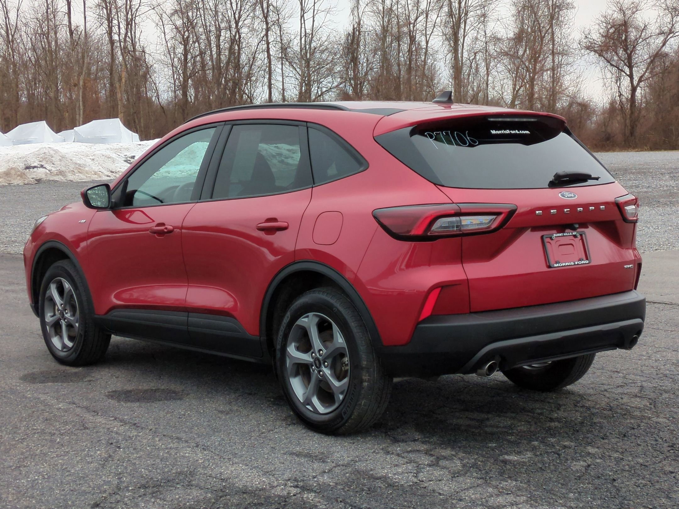 Certified 2025 Ford Escape ST-Line Select AWD/4WD image 2