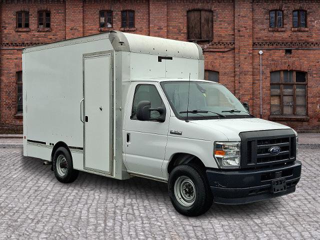 Certified 2023 Ford E-350 and Econoline 350 Super Duty w/ Driver's Safety Package image 3