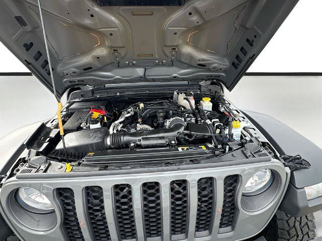 Used 2022 Jeep Gladiator Mojave AWD/4WD image 22