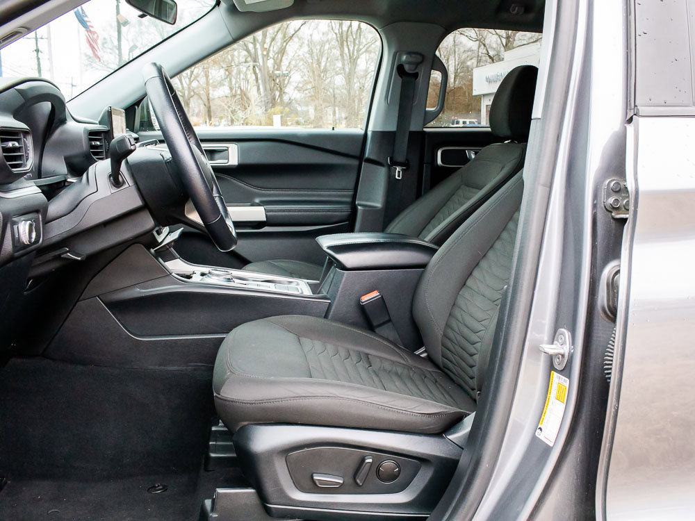 Certified 2021 Ford Explorer XLT image 18