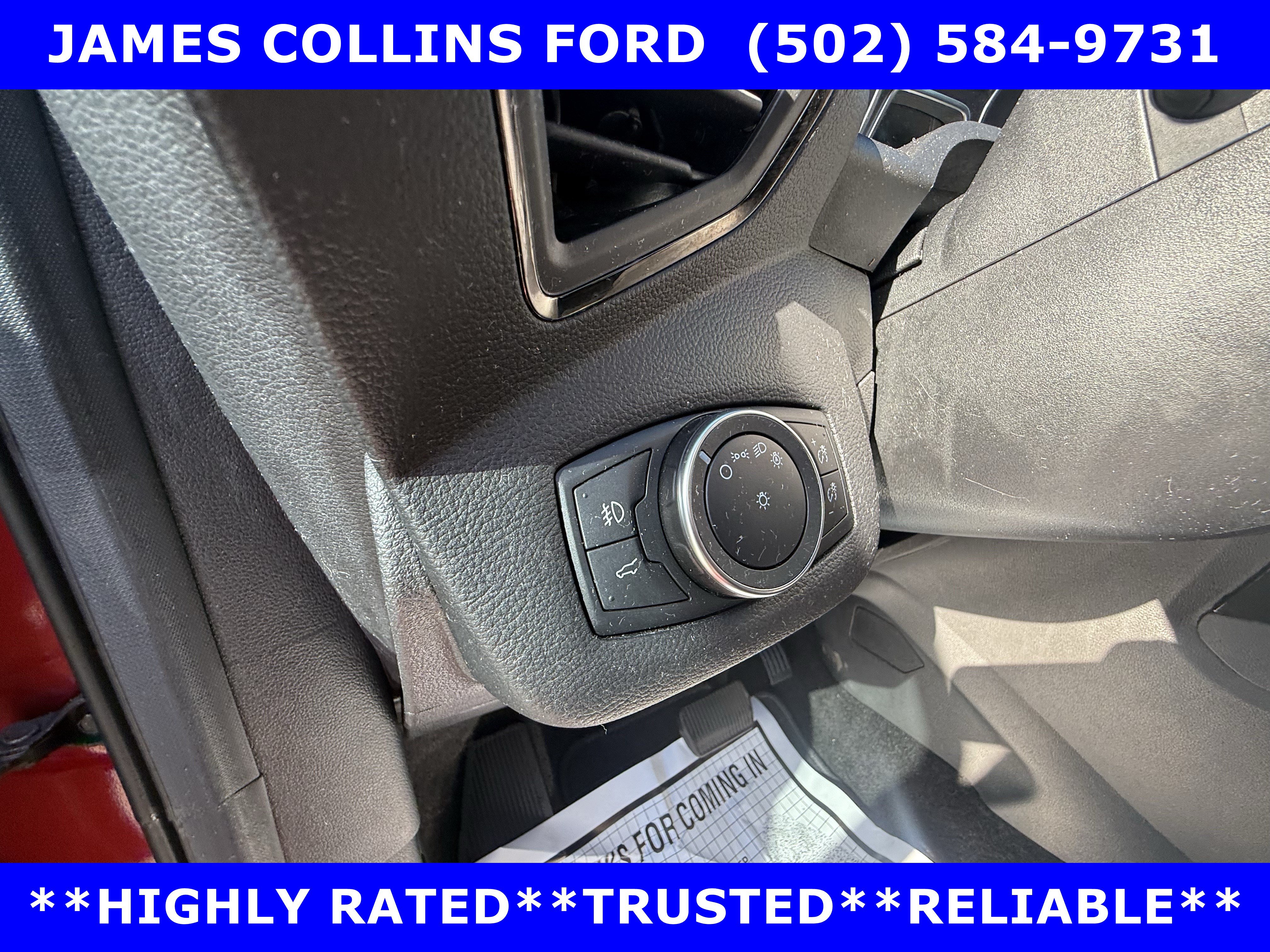 Certified 2017 Ford Escape Titanium FWD image 16