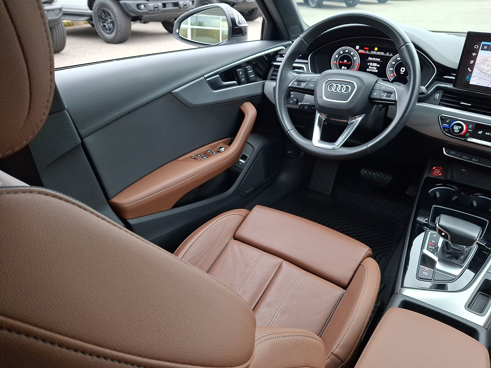 Used 2024 Audi A4 2.0T Premium Plus w/ Premium Plus Package AWD/4WD image 13