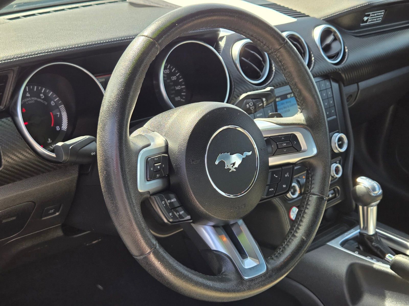 Certified 2020 Ford Mustang Coupe RWD image 18