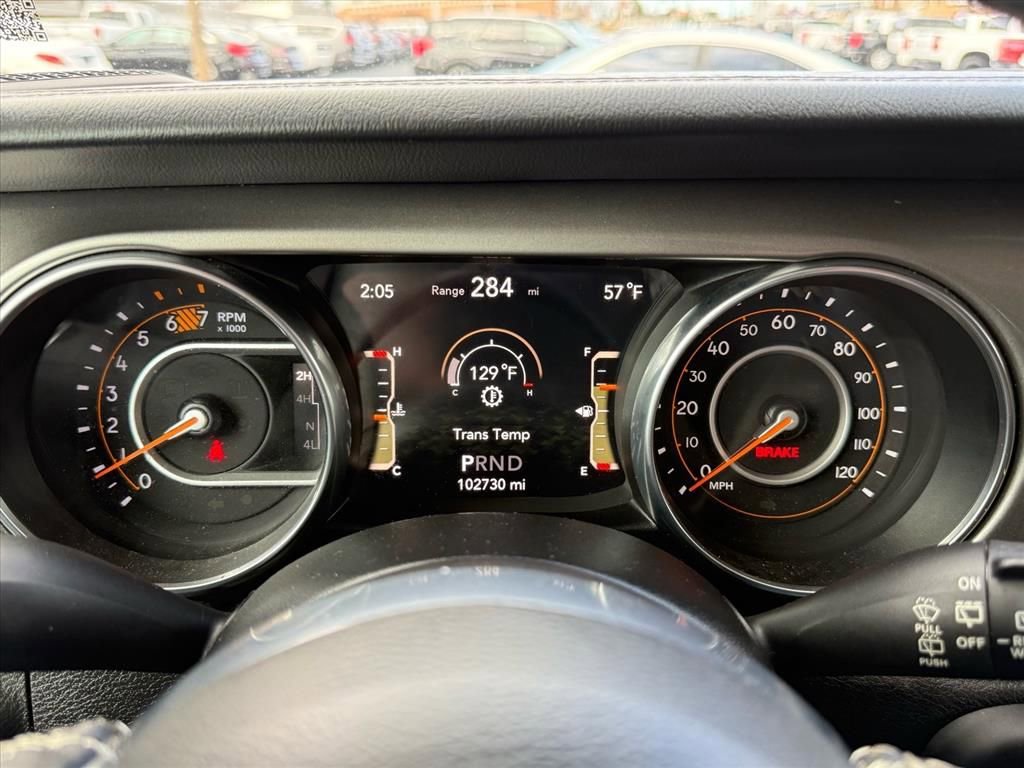 Used 2020 Jeep Wrangler Unlimited Sahara image 18