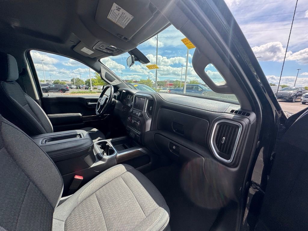 Used 2019 Chevrolet Silverado 1500 LT Trail Boss image 21