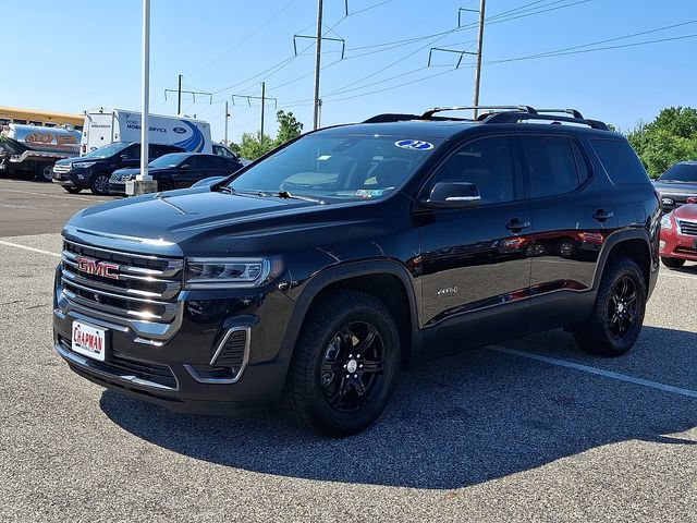 Used 2023 GMC Acadia AT4 w/ Technology Package AWD/4WD image 3