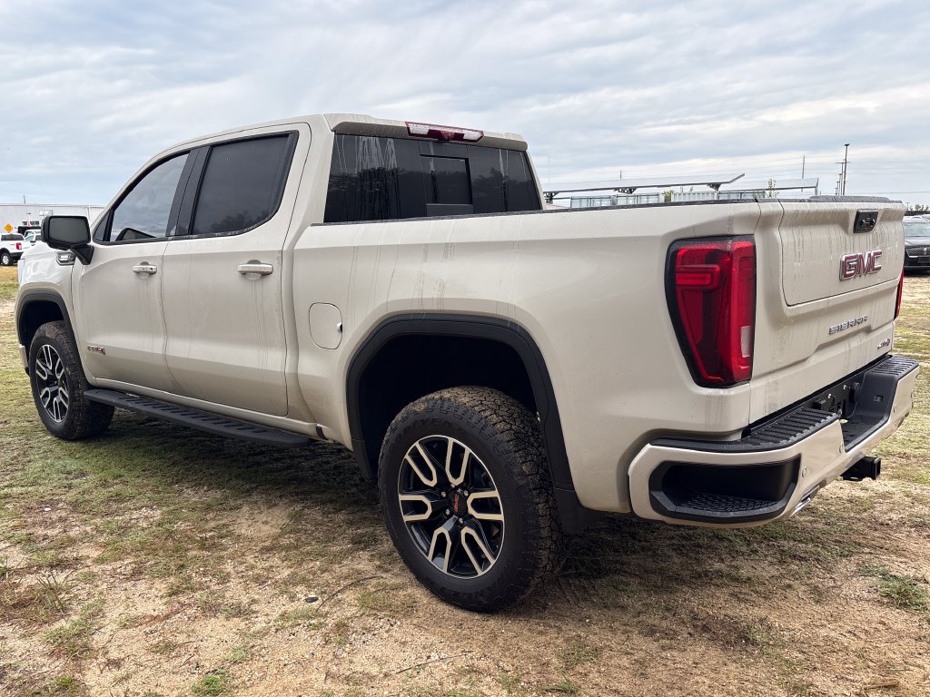 Used 2026 GMC Sierra 1500 AT4 w/ AT4 Premium Package AWD/4WD image 17