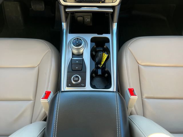 Certified 2022 Ford Explorer XLT w/ Equipment Group 202A image 23