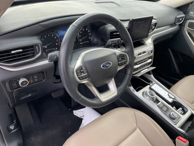 Certified 2022 Ford Explorer XLT w/ Equipment Group 202A image 20