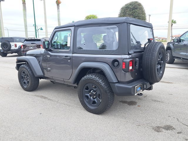 Used 2022 Jeep Wrangler Sport image 2