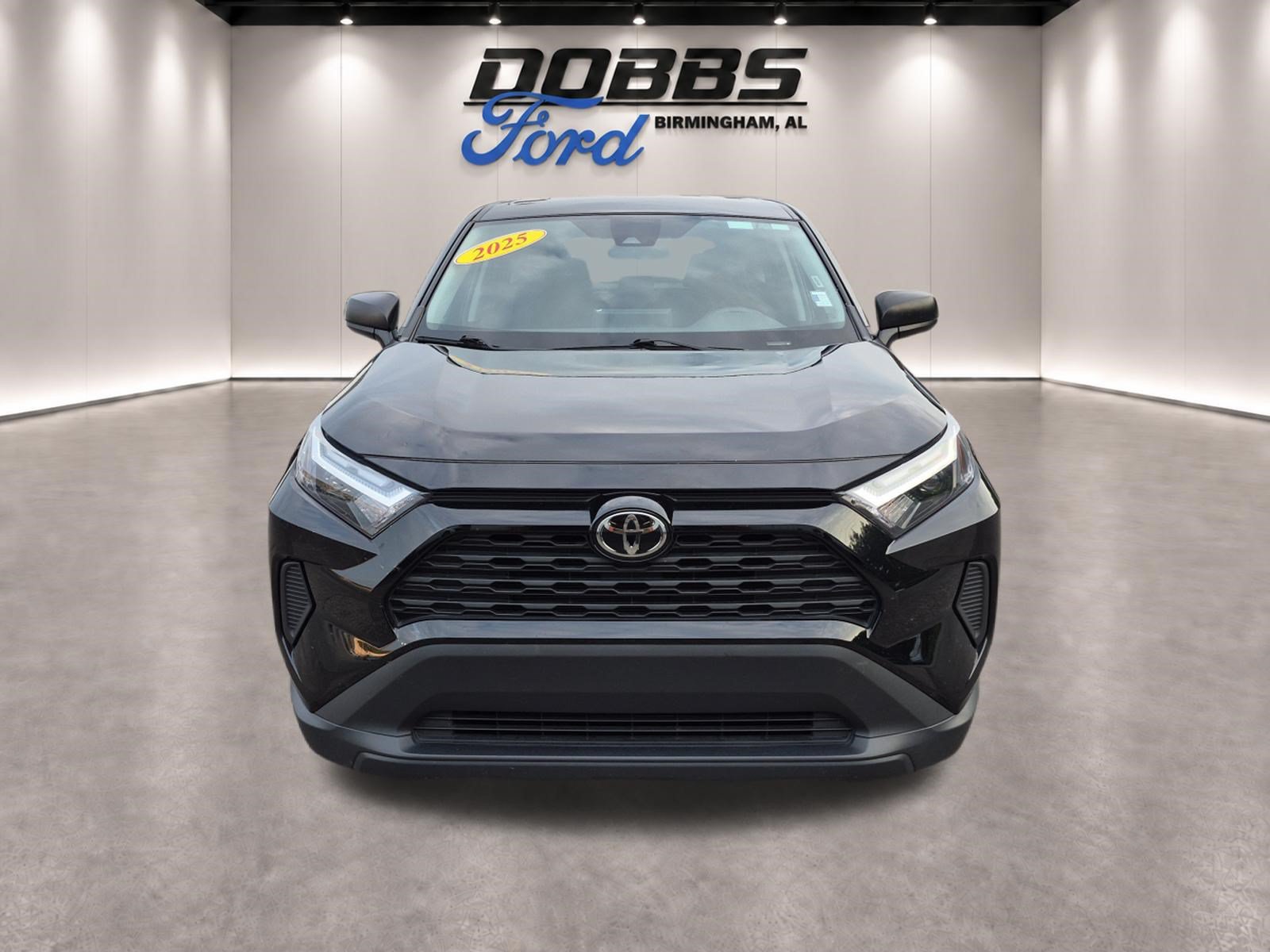 Used 2025 Toyota RAV4 LE FWD image 3