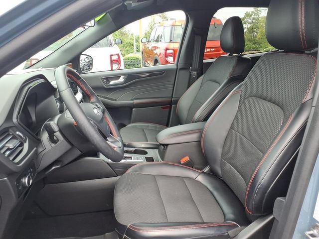 Certified 2024 Ford Escape ST-Line w/ Tech Pack #1 AWD/4WD image 16