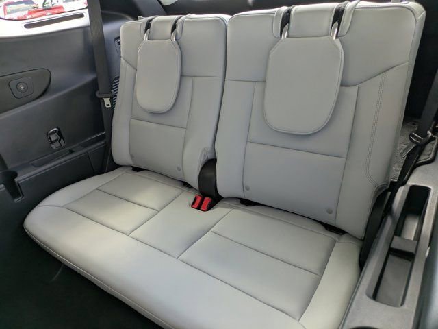 Certified 2026 Ford Explorer Platinum w/ LUX Leather Package image 20