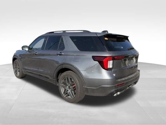 Certified 2025 Ford Explorer ST w/ Sun And Sound Package AWD/4WD image 8
