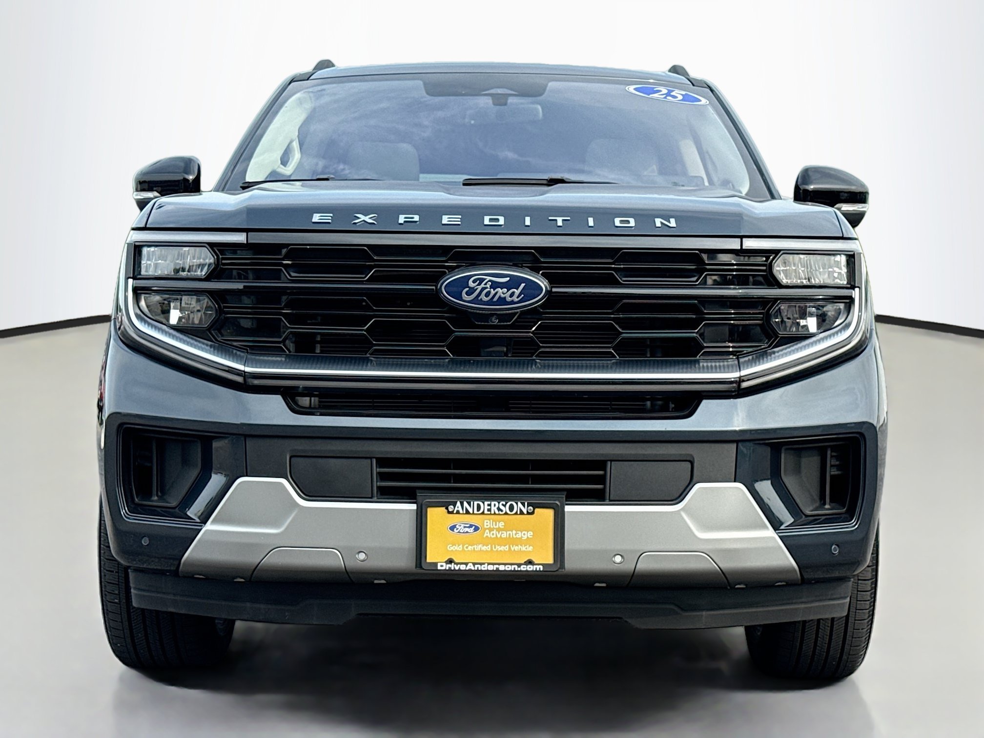 Certified 2025 Ford Expedition Platinum w/ Platinum Ultimate Package AWD/4WD image 18