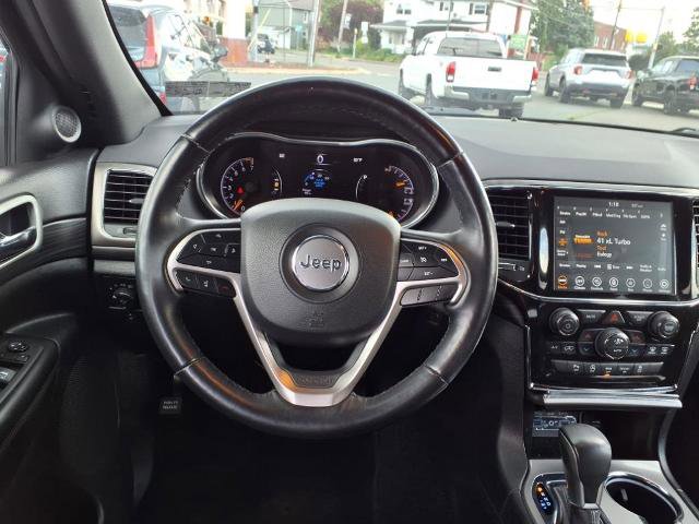 Used 2022 Jeep Grand Cherokee Laredo X image 17