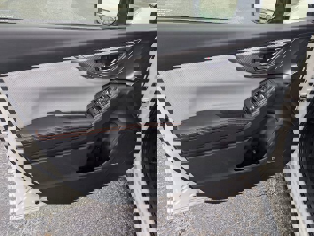 Used 2021 Subaru Crosstrek 2.5i Limited w/ Moonroof Package 2 image 13