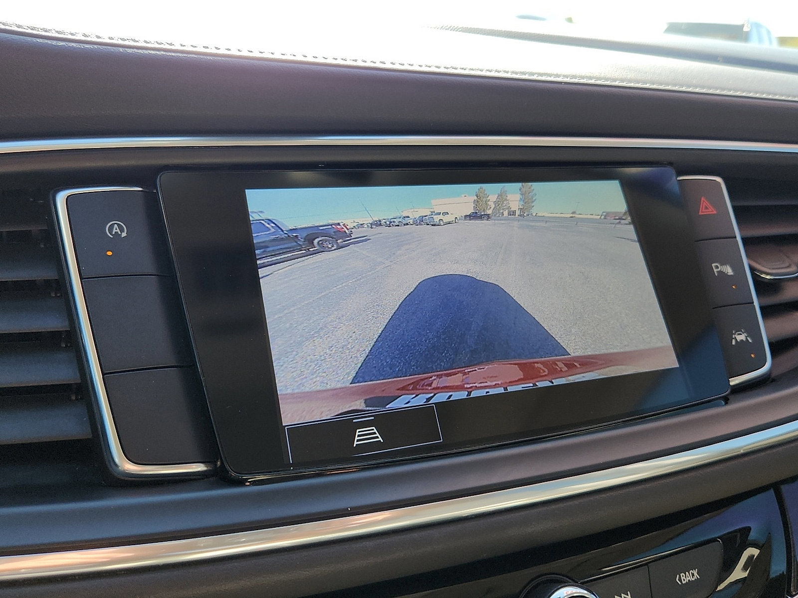 Used 2024 Buick Enclave Essence w/ Experience Buick Package image 11