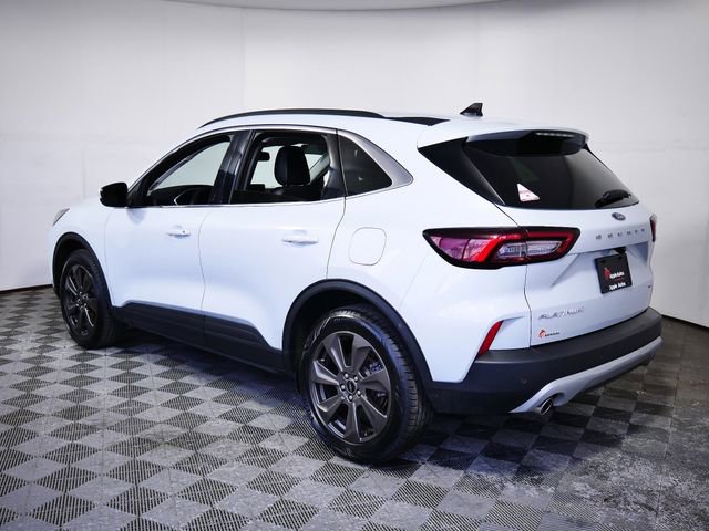 Certified 2025 Ford Escape Platinum image 7