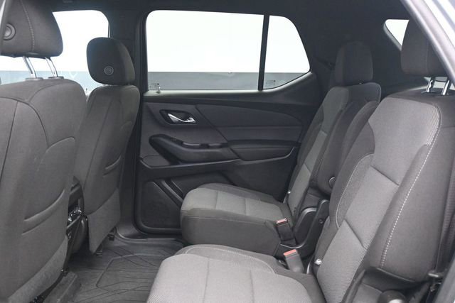 Used 2023 Chevrolet Traverse LT w/ LPO, Floor Liner Package AWD/4WD image 5