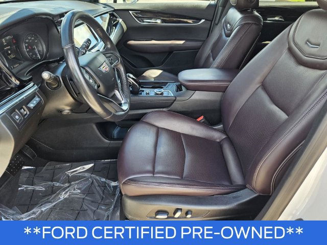 Used 2021 Cadillac XT6 Premium Luxury AWD/4WD image 16