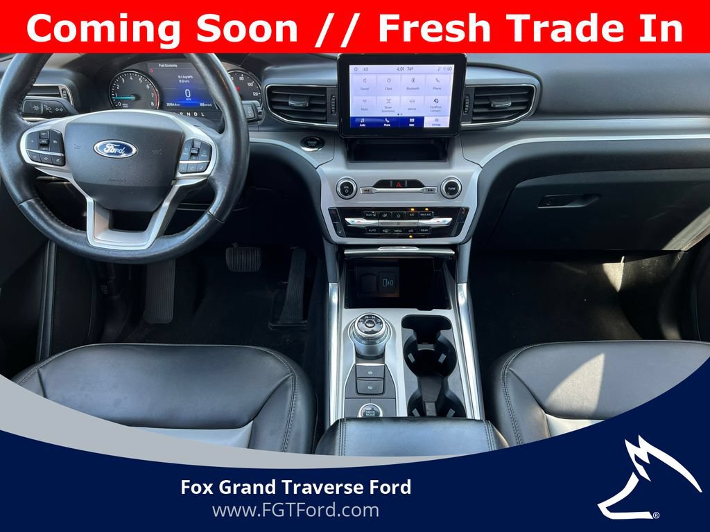 Certified 2023 Ford Explorer XLT w/ Equipment Group 202A AWD/4WD image 3