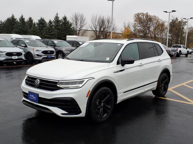 Used 2024 Volkswagen Tiguan SE R-Line w/ MDO Package, Two-Row AWD/4WD image 1