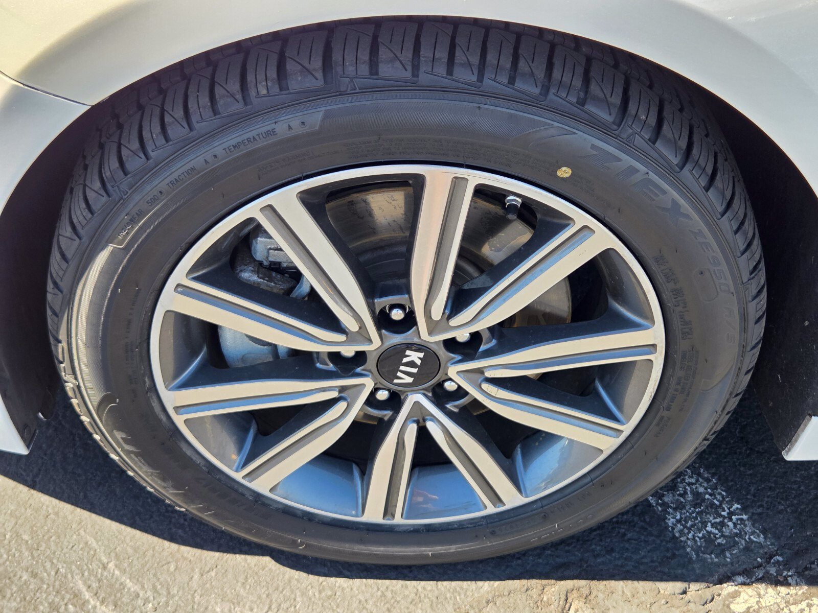 Used 2019 Kia Optima EX FWD image 9