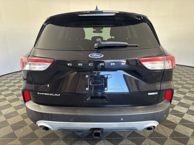 Certified 2020 Ford Escape Titanium AWD/4WD image 22