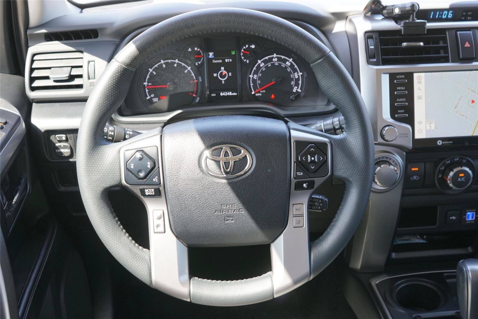 Used 2022 Toyota 4Runner SR5 Premium w/ Moonroof Package RWD image 26