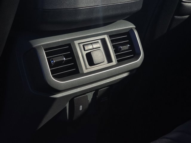 Certified 2021 Ford F150 Lariat w/ Equipment Group 502A High image 26