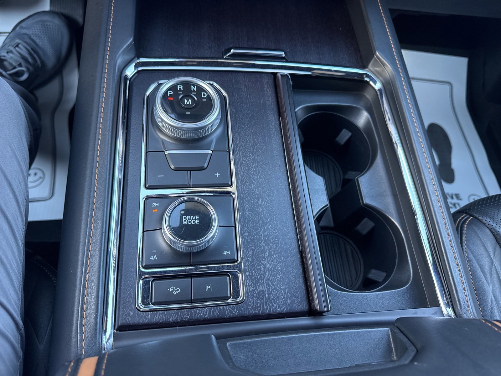 Certified 2022 Ford Expedition Platinum image 35