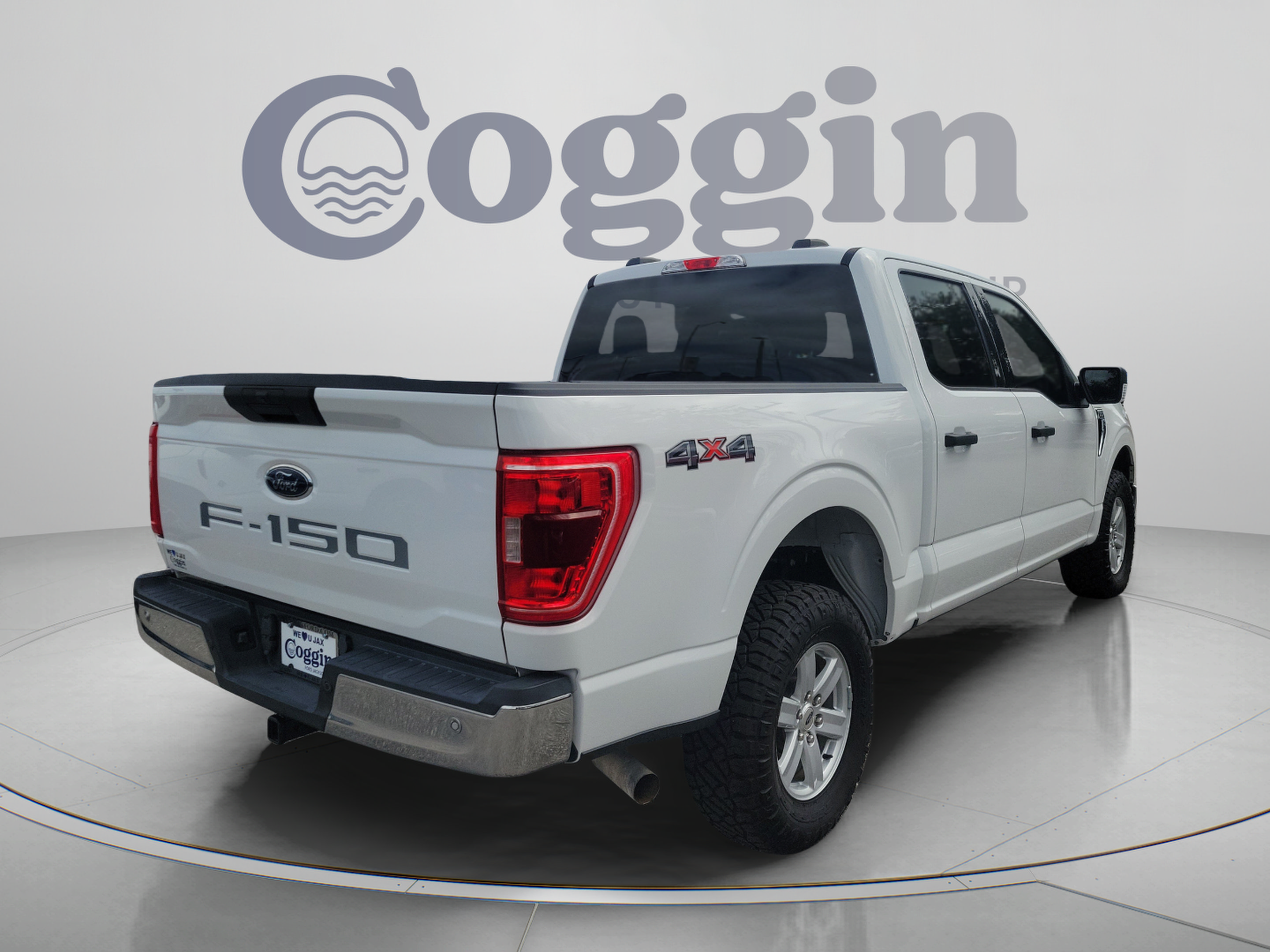 Certified 2021 Ford F150 XLT w/ Equipment Group 301A Mid AWD/4WD image 3