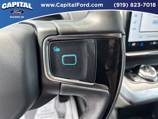 Certified 2025 Ford Expedition Platinum w/ Driver's Package AWD/4WD image 24
