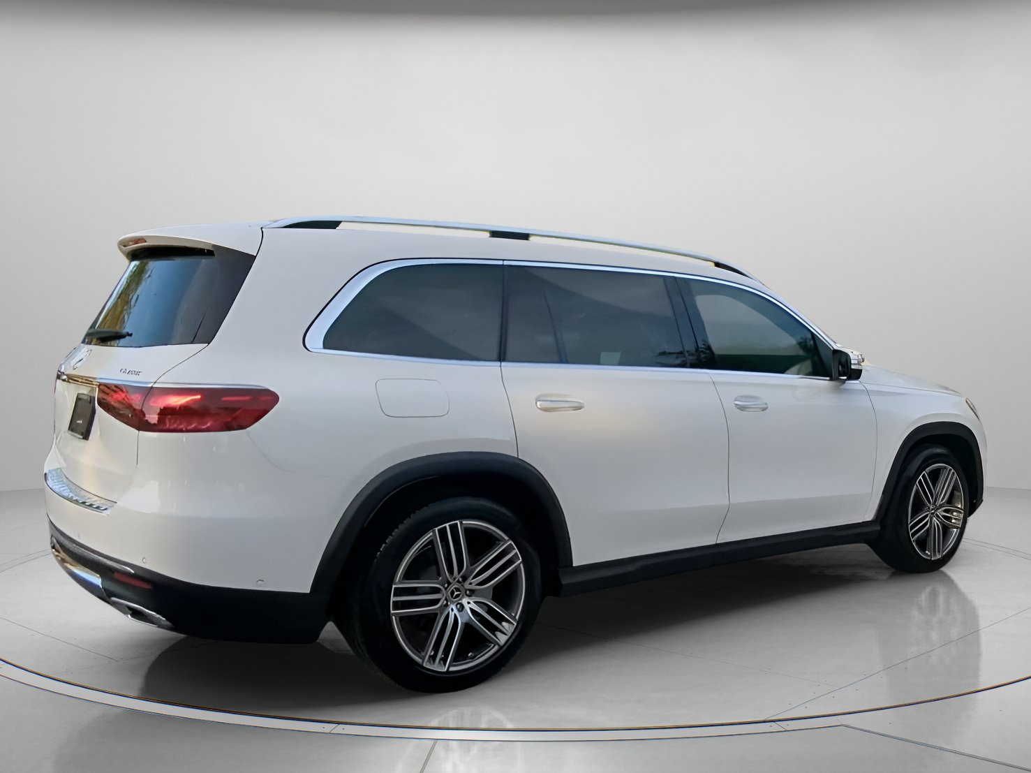 Used 2026 Mercedes-Benz GLS 450 4MATIC image 29
